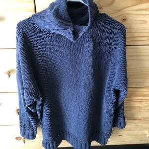 NWOT turtleneck knit sweater